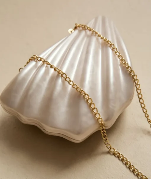 Shell Clutch Bag - Ivory